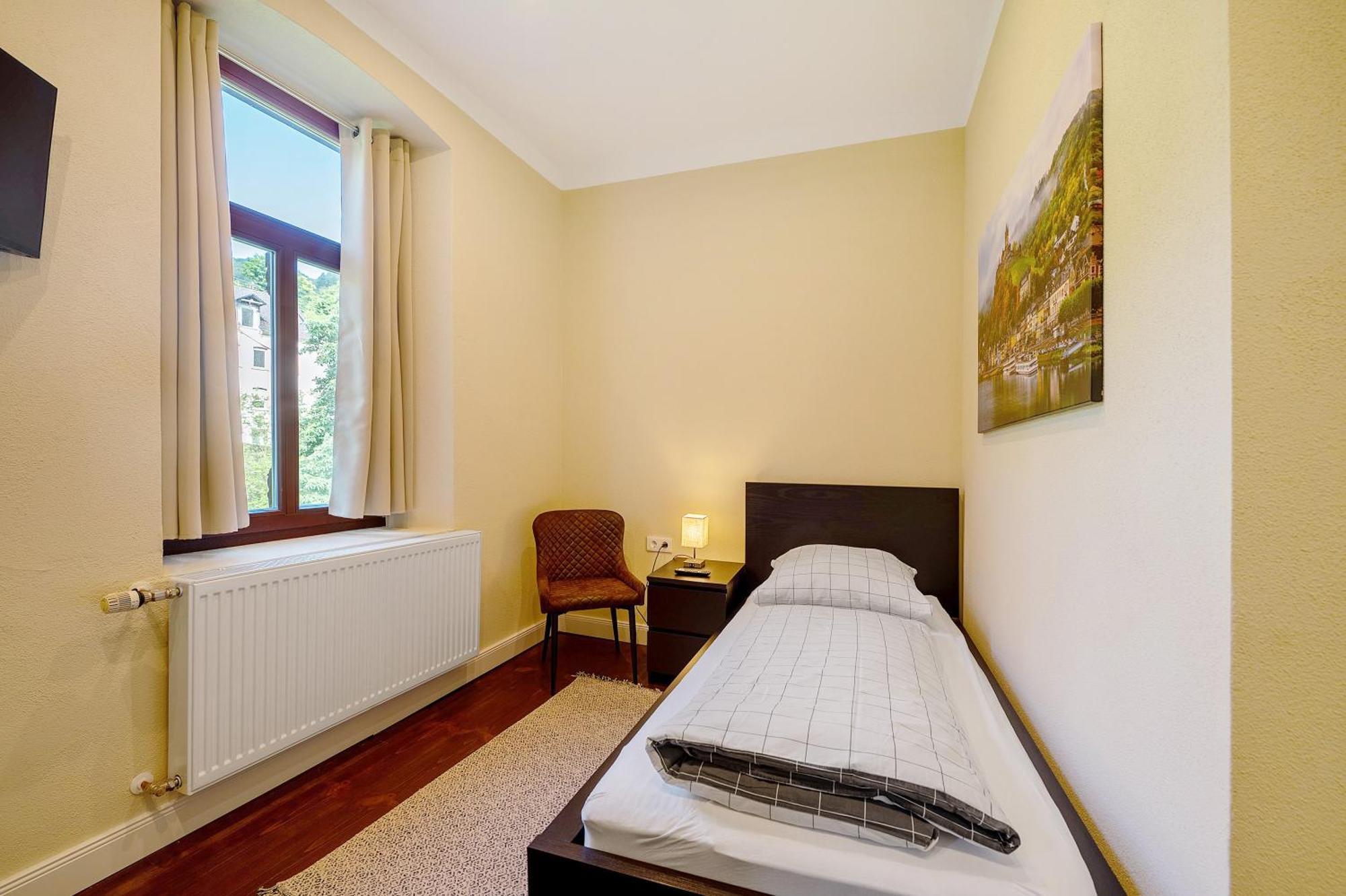 Alte Stadtvilla Am Weinberg 4 ทราเบิน-ทราร์บาค ภายนอก รูปภาพ